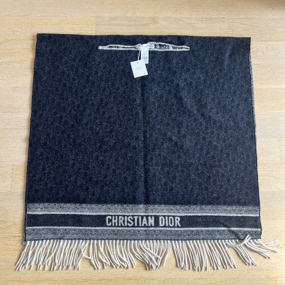 CHRISTIAN DIOR 100% cashmere navy oblique fringe poncho cape scarf - Picture 1 of 3